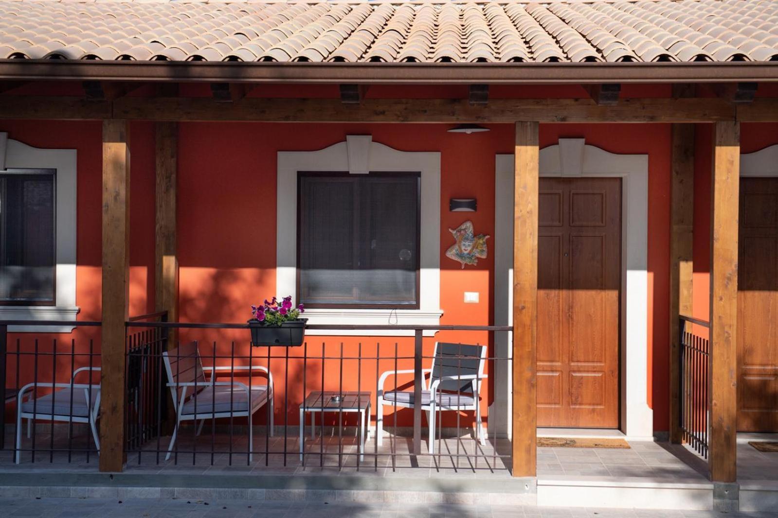 Villa Il Vecchio Frantoio Augusta Exterior foto